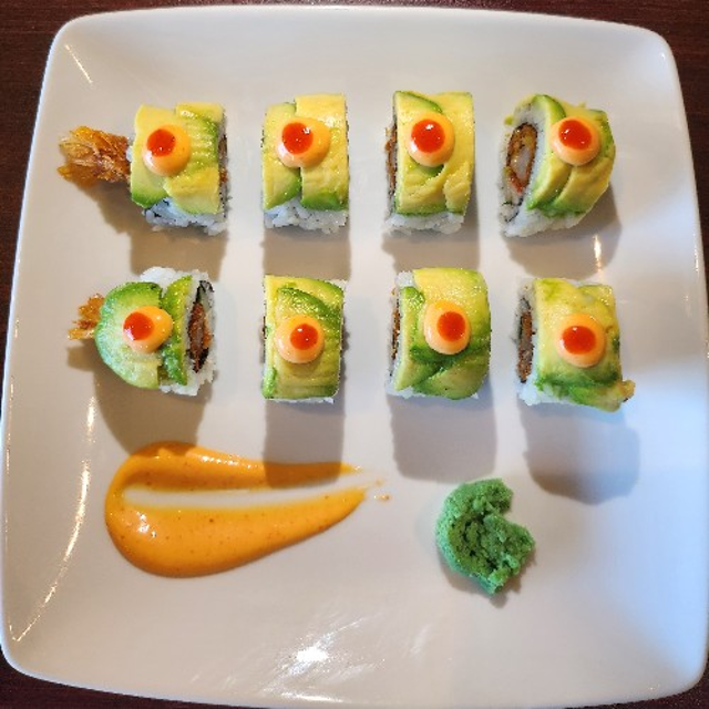 M4. Dragon roll.